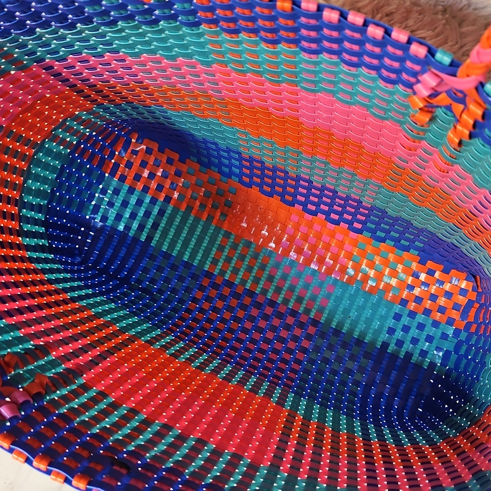 The Native Multicolor Woven Tote Bag Purse Handbag, Vibrant Colors‎ - Picture 7 of 12